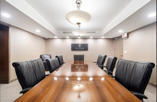 $875,000 | 10 City Place, Unit 8B, White Plains, NY 10601