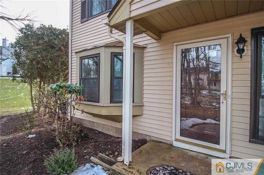 601 Maplecrest Road, Unit 601 Edison, NJ 08820 - Photo 4 of 25