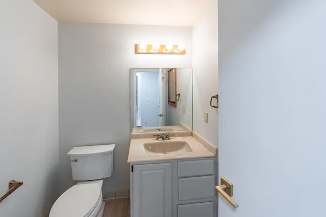 $3,950 | 46105 West Seven Mile Road, Northville, MI 48168