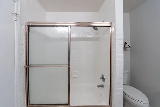 $3,950 | 46105 West Seven Mile Road, Northville, MI 48168