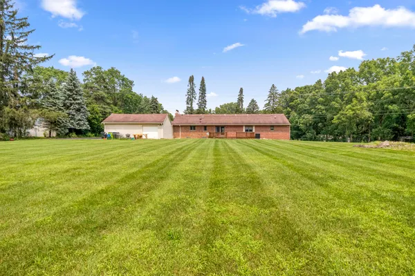 $3,950 | 46105 West Seven Mile Road, Northville, MI 48168