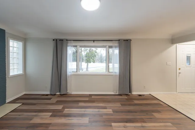 $3,950 | 46105 West Seven Mile Road, Northville, MI 48168