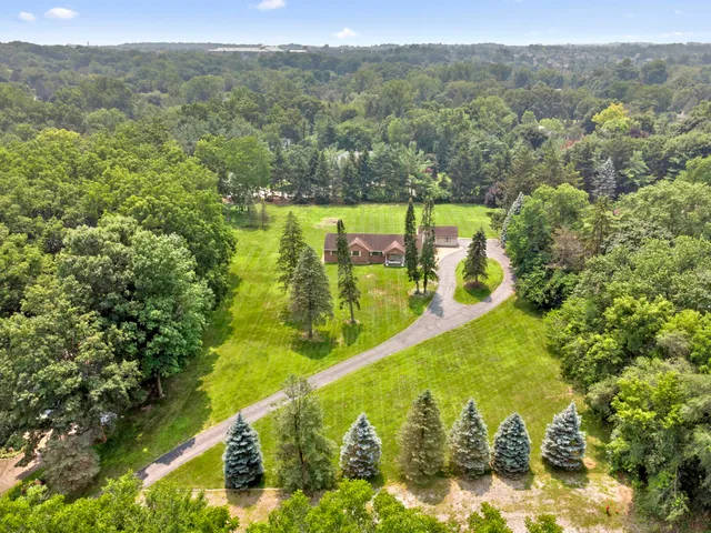 $3,800 | 46105 West Seven Mile Road, Northville, MI 48168