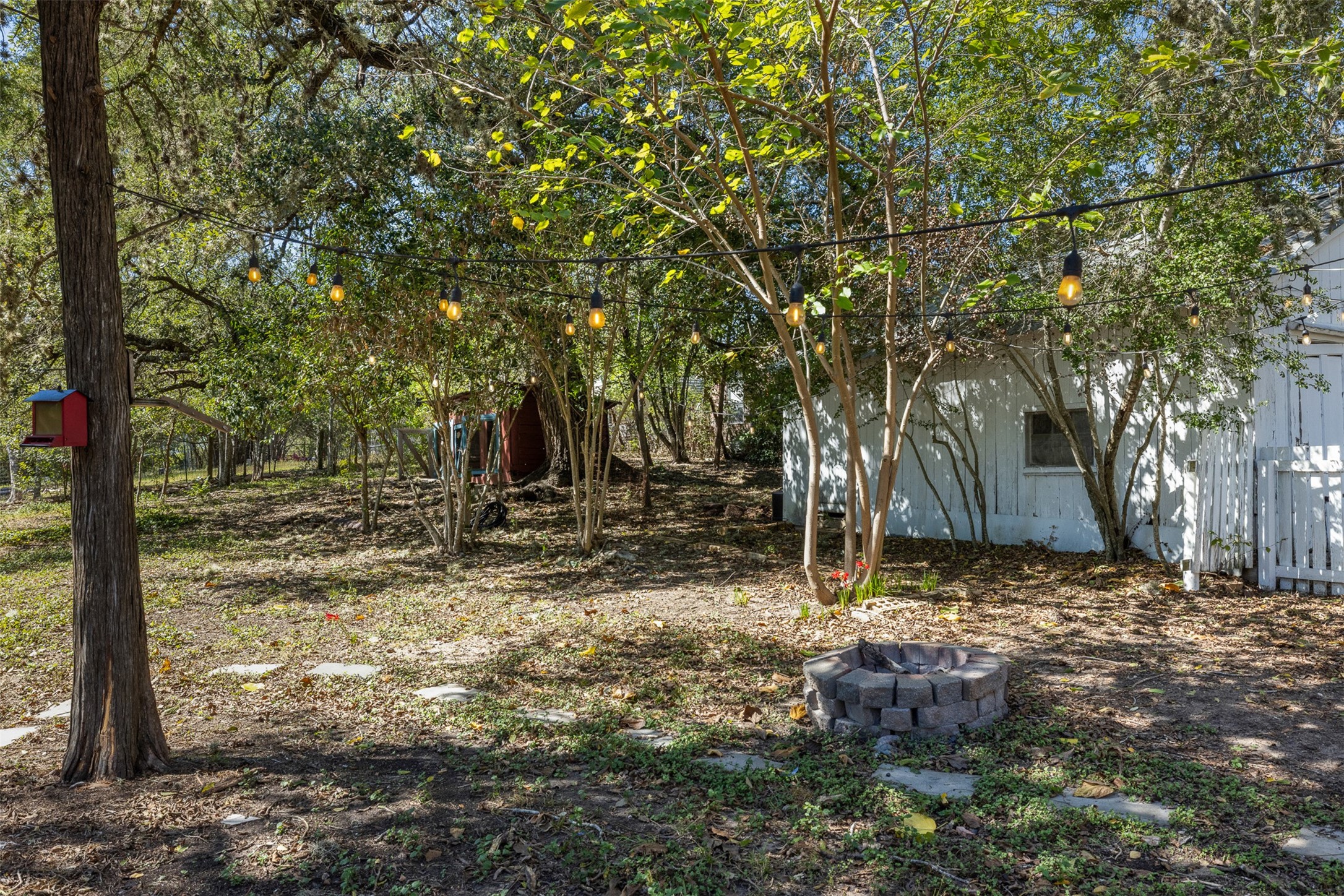 641 North Franklin Street La Grange, TX 78945 - Photo 10 of 32