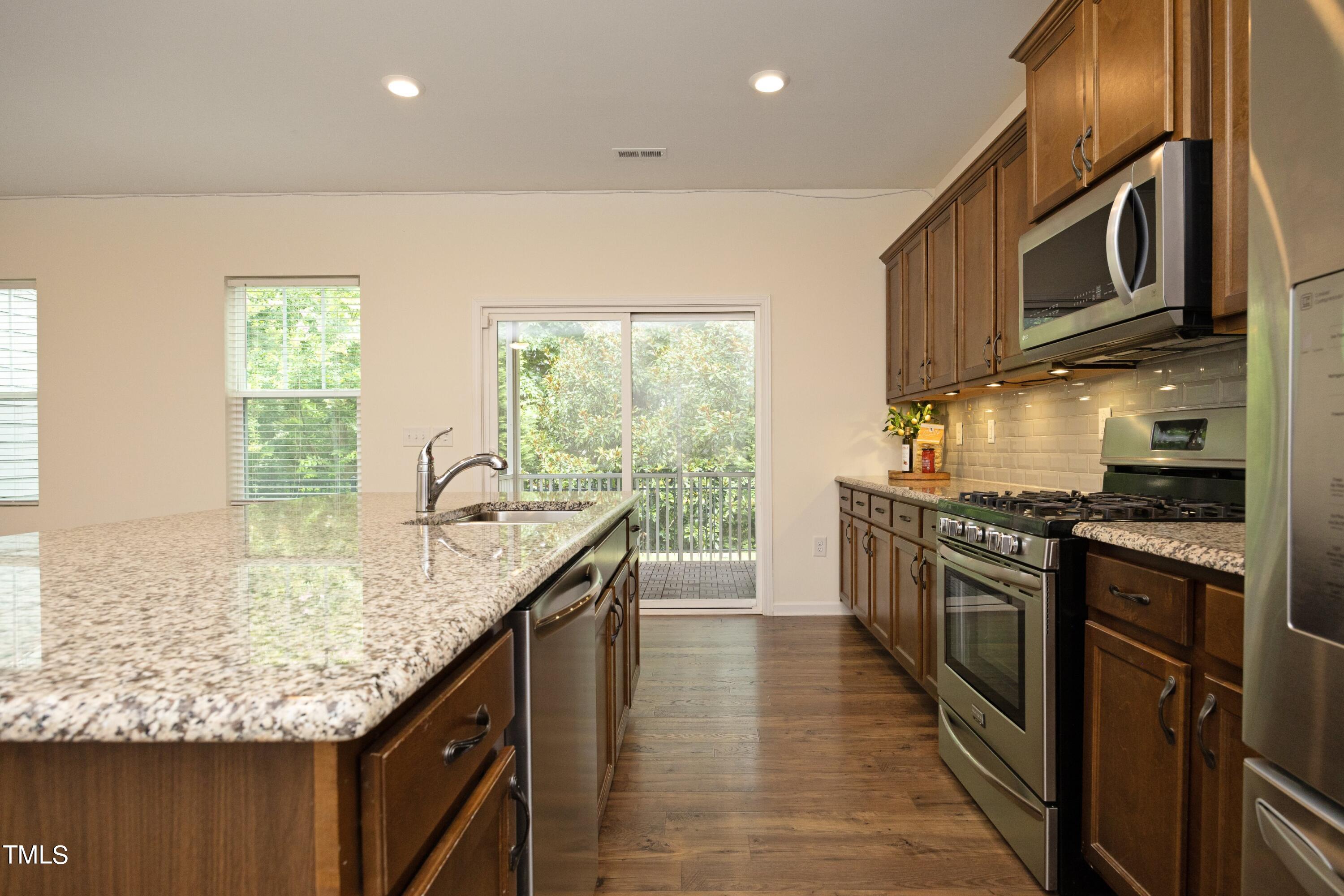 1163 Lookout Ridge Road Apex, NC 27502 - Photo 6 of 28 kitchen