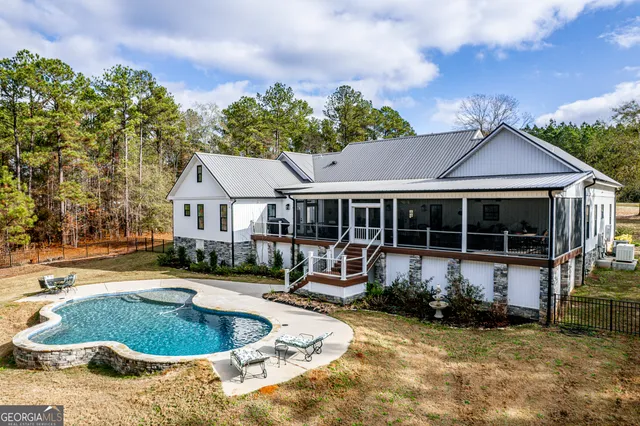 $895,000 | 137 Butler Road Southeast, Milledgeville, GA 31061