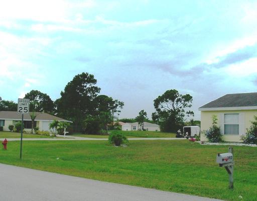392 Southwest Cherryhill Road Port St. Lucie, FL 34953 - Photo 8 of 9 Additional Photo