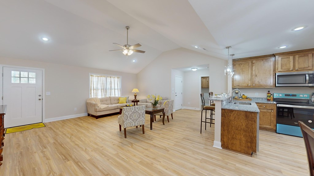 1009 South St Pauls Church Road Sumter, SC 29154 - Photo 14 of 41