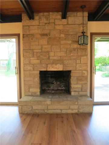 780 Newberry Road Nashville, TN 37205 - Photo 4 of 13 Den fireplace