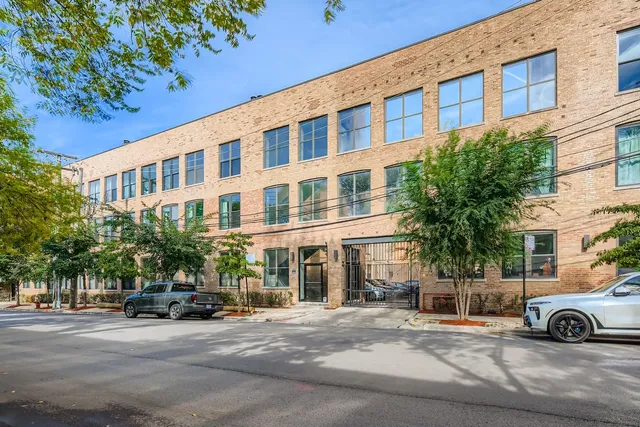a car parked in front of a building
