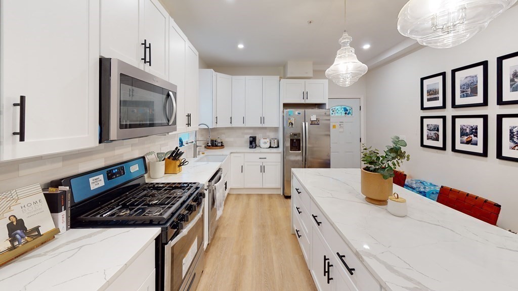 12 York Street Boston, MA 02121 - Photo 2 of 21