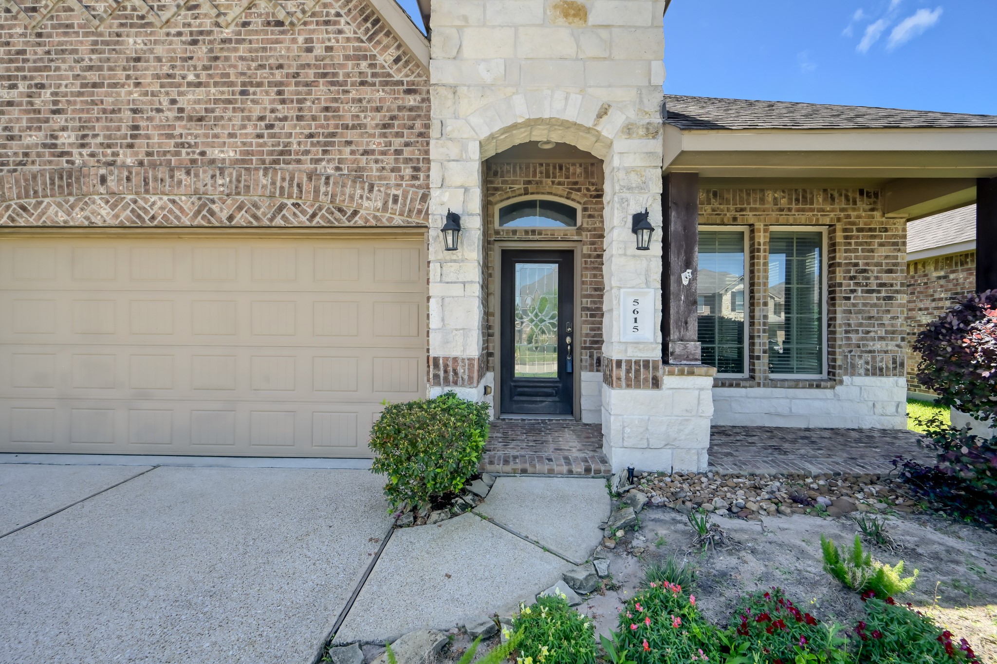 5615 Glenfield Spring Lane Spring, TX 77389 - Photo 4 of 43