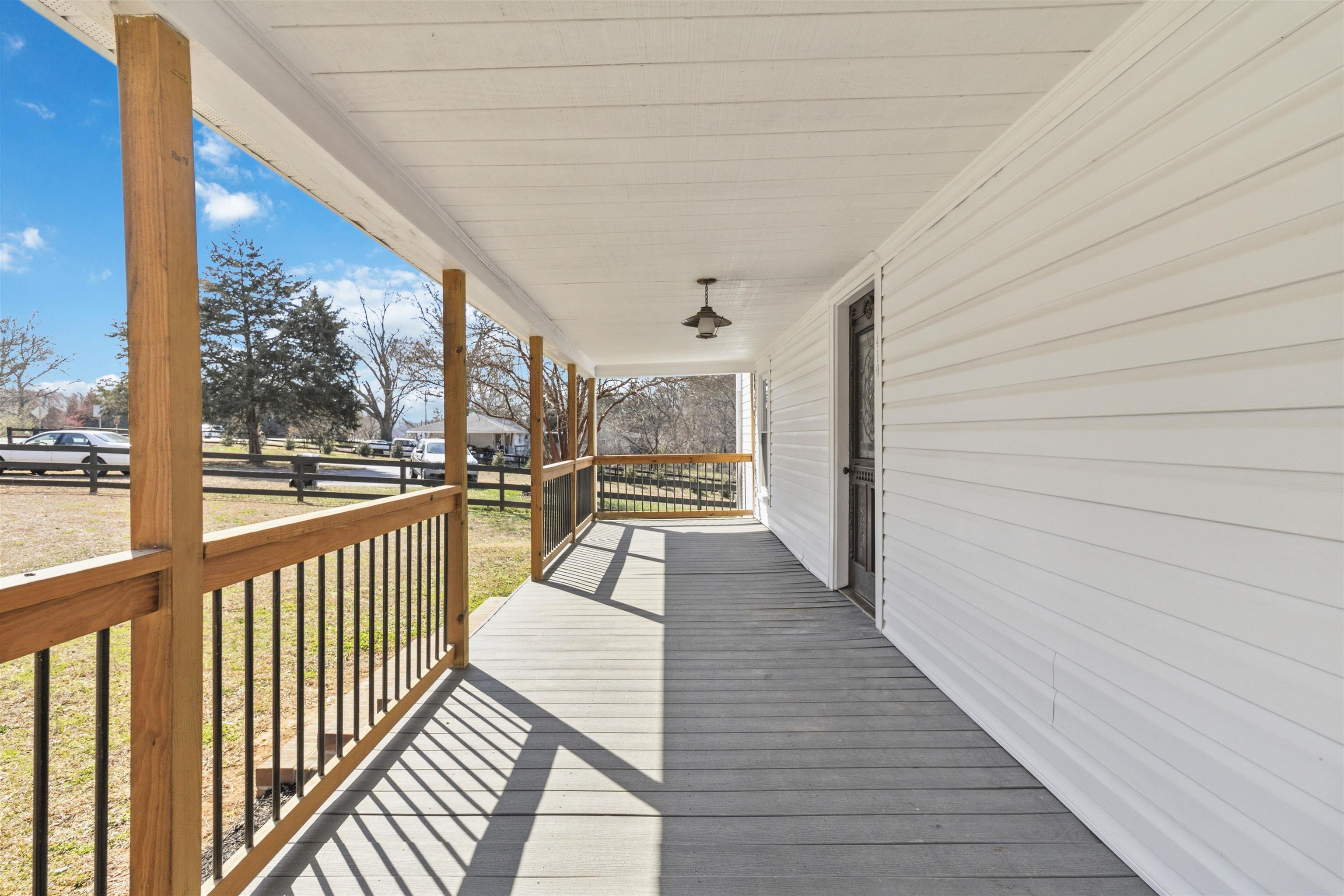 410 Berry Shoals Road Duncan, SC 29334 - Photo 5 of 21