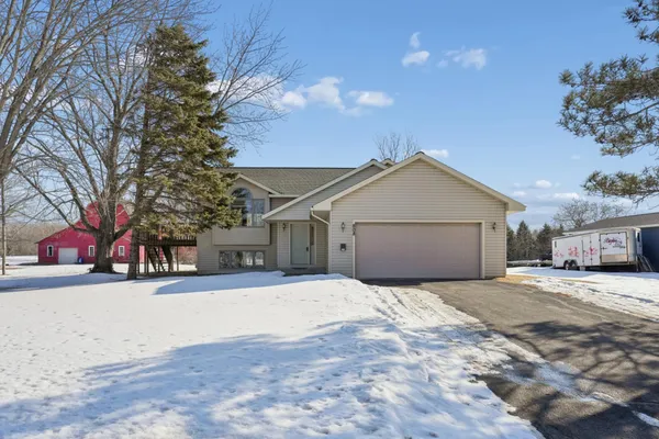 $325,000 | 808 South Piety Street, Ellsworth, WI 54011