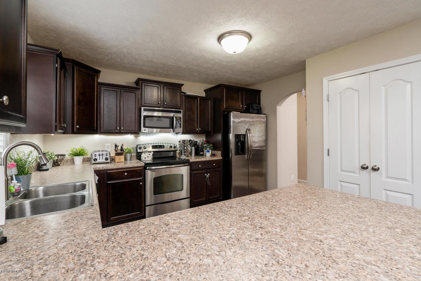 515 Sonoma Road Jacksonville, NC 28546 - Photo 19 of 35 19_515SonomaRd19_mls