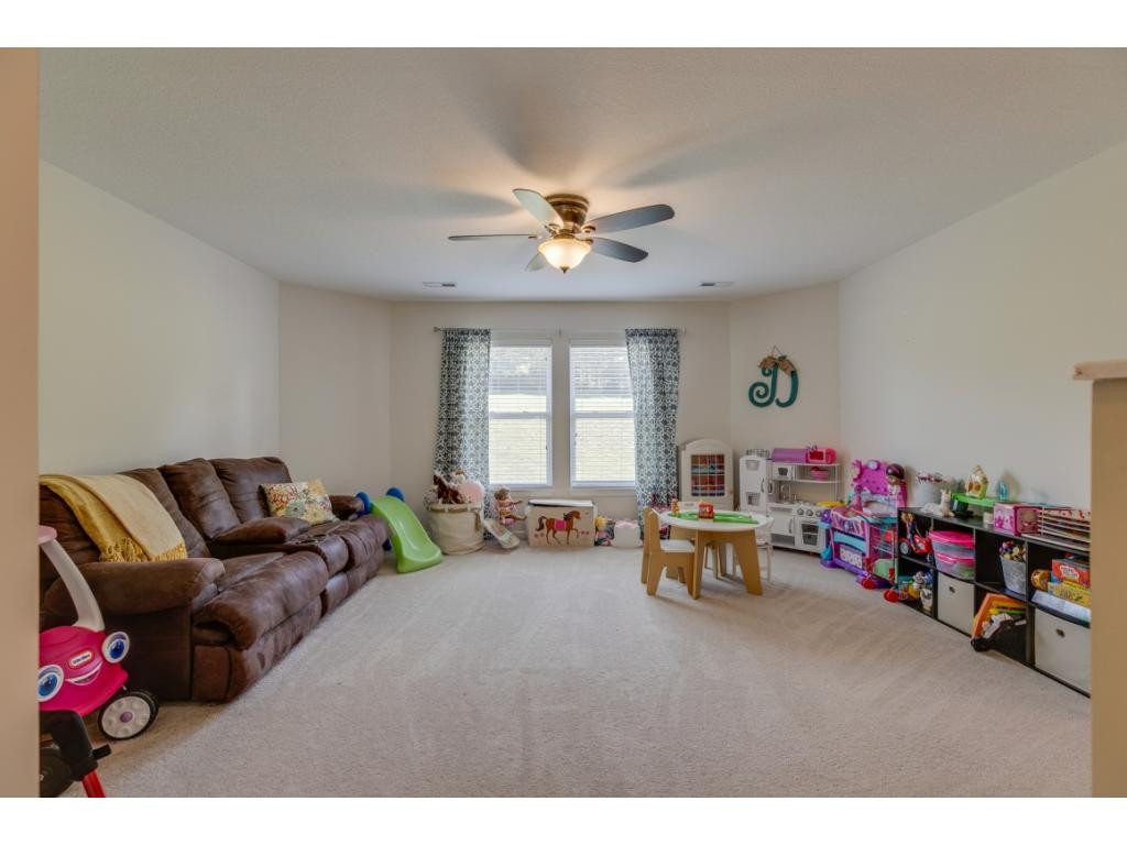 382 Kings Road Piney Flats, TN 37686 - Photo 18 of 34 Photo 18