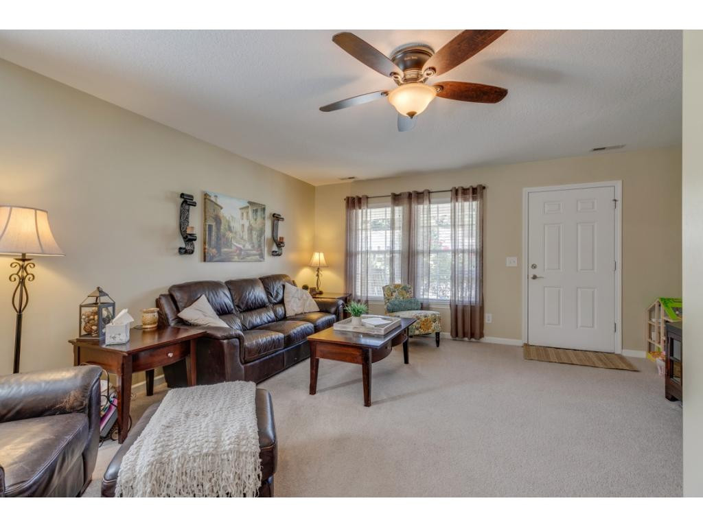 382 Kings Road Piney Flats, TN 37686 - Photo 5 of 34 Photo 5
