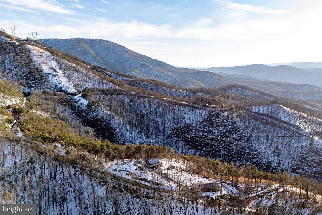 147 Bear Rdg Lane Milam, WV 26838 - Photo 3 of 72