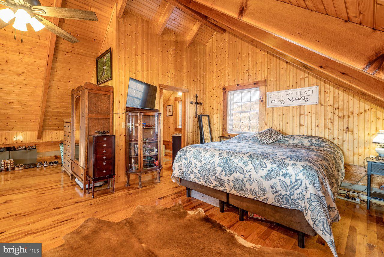 147 Bear Rdg Lane Milam, WV 26838 - Photo 37 of 72