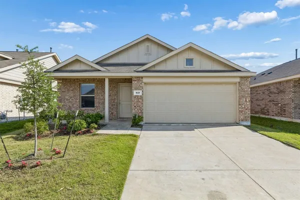 $2,600 | 1631 Rosy Finch Drive, Forney, TX 75126