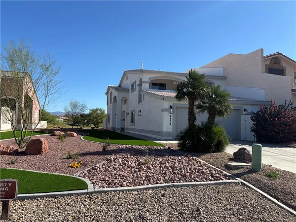 $2,100 | 2838 Camino Del Rio, Bullhead City, AZ 86442