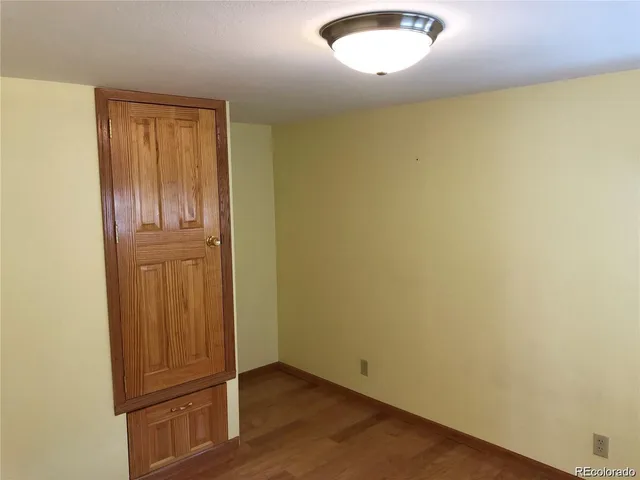 view of bathroom with a sink and mirror