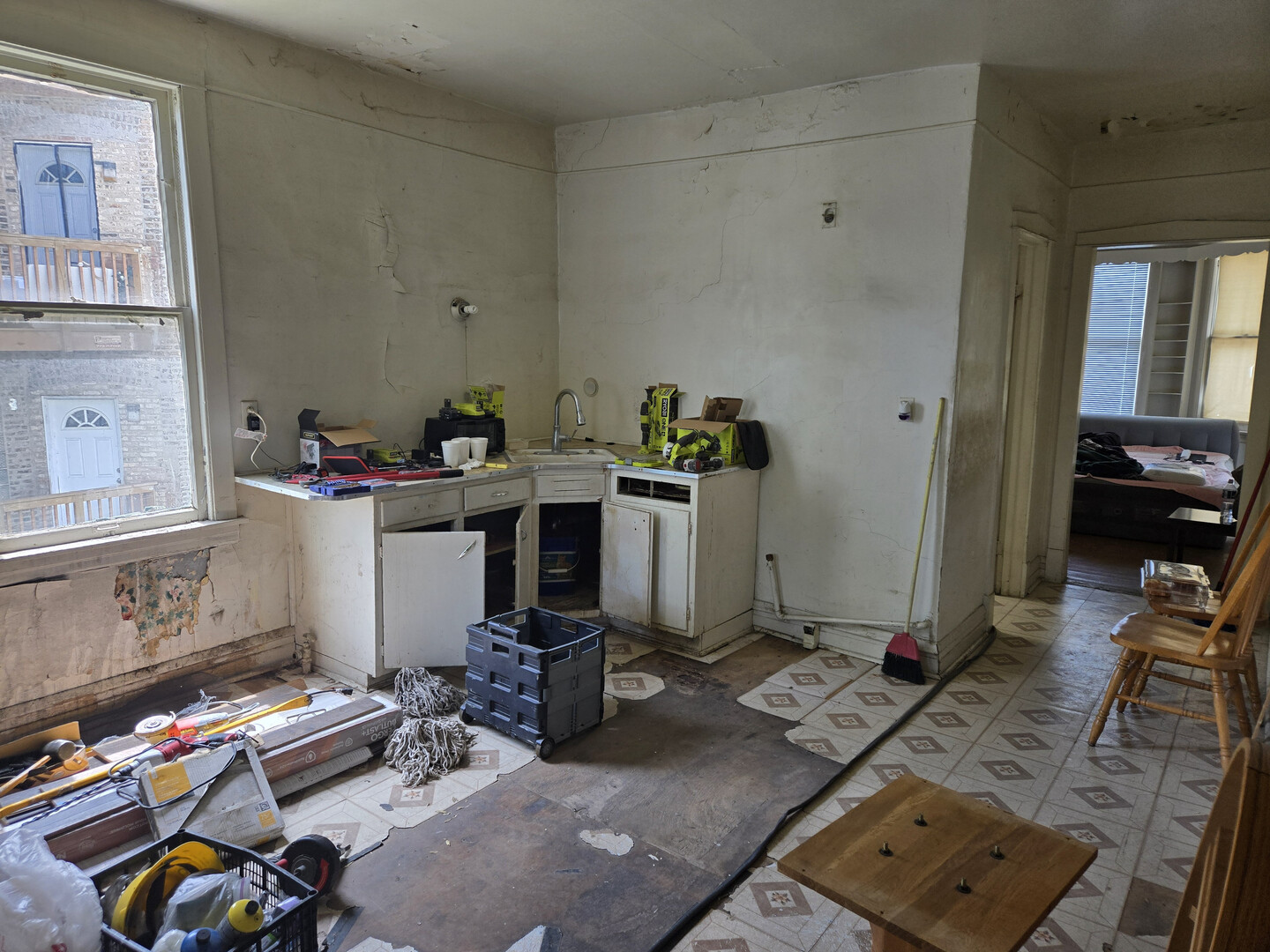 4923 North Pulaski Road Chicago, IL 60630 - Photo 8 of 25 Gallery Image 8