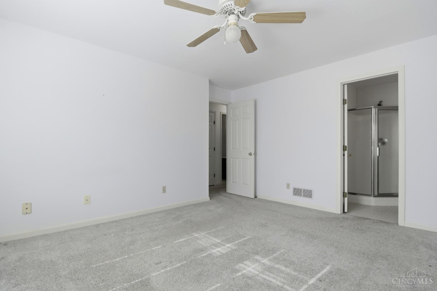 5346 Werk Road, Unit D12 Cincinnati, OH 45248 - Photo 22 of 33