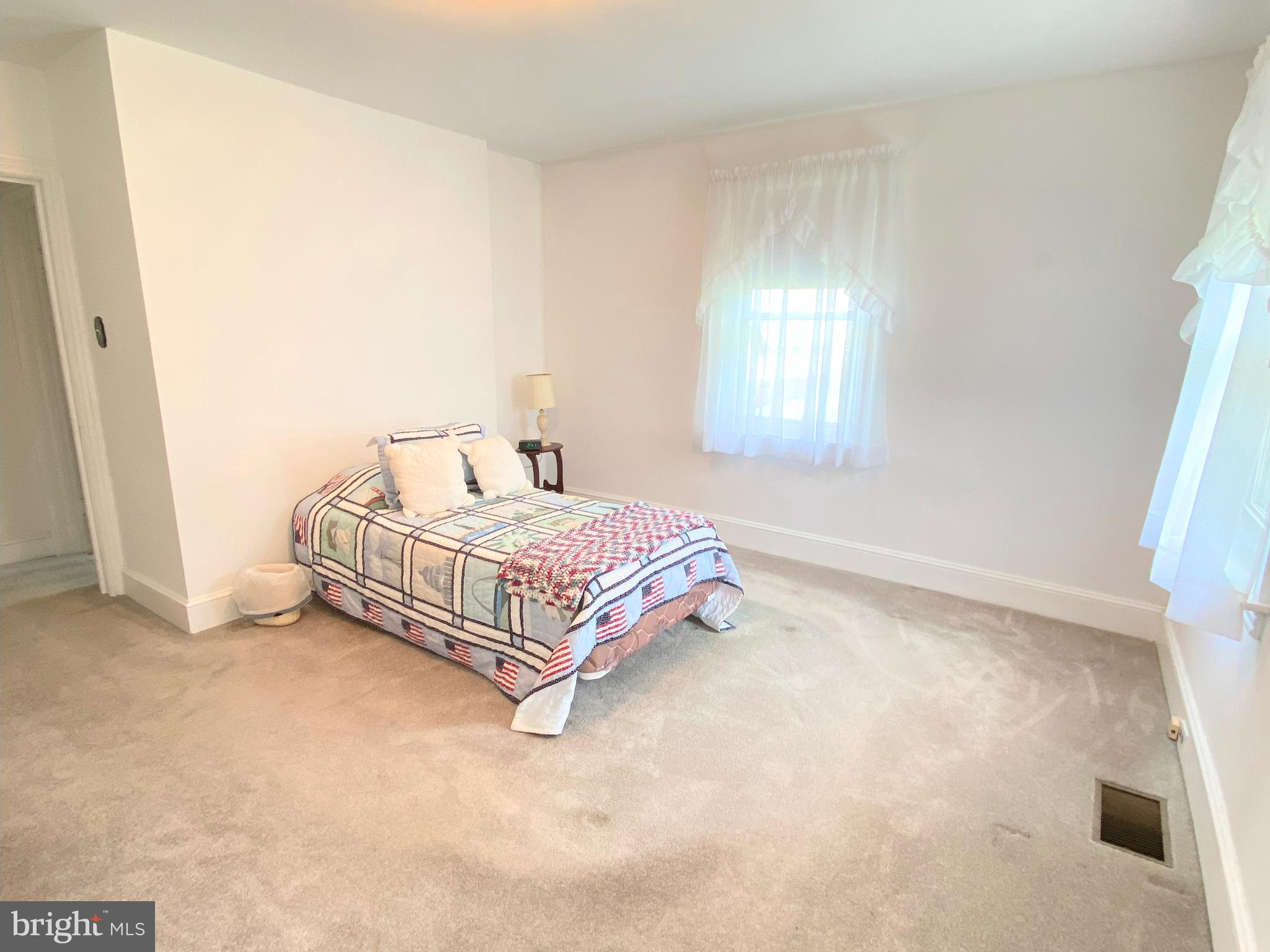 433 Kathmere Road Havertown, PA 19083 - Photo 14 of 32 Main Bedroom