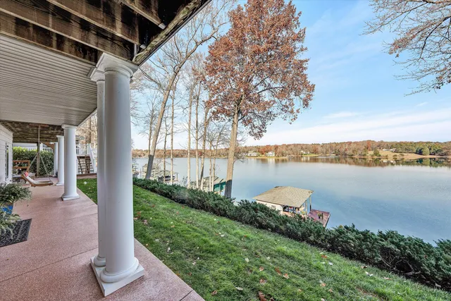 $1,695,000 | 695 1302, Wirtz, VA 24184