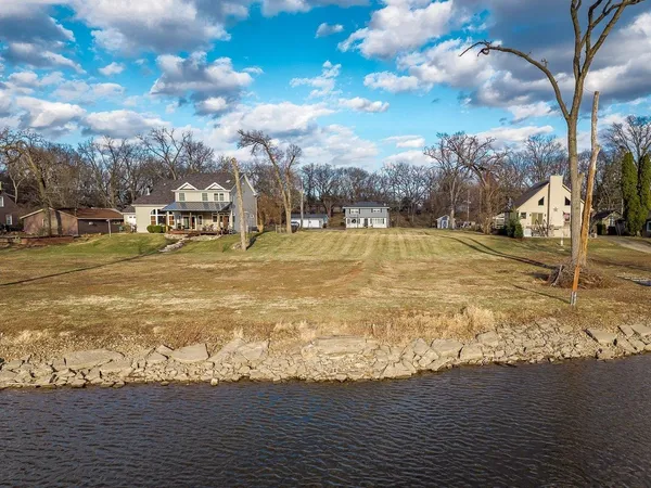 $54,900 | 99-xx Queen Oaks Drive, Machesney Park, IL 61115