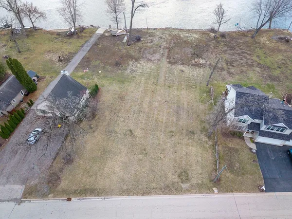 $54,900 | 99-xx Queen Oaks Drive, Machesney Park, IL 61115