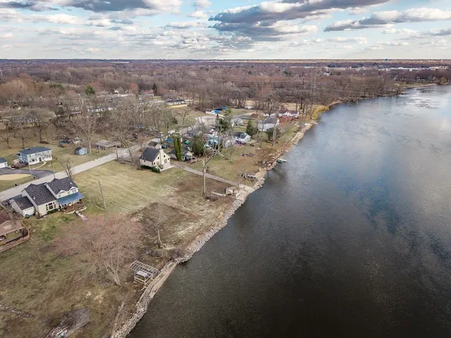 $54,900 | 99-xx Queen Oaks Drive, Machesney Park, IL 61115