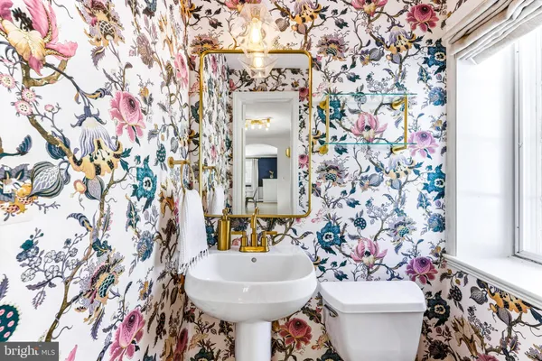 $1,100,000 | 107 Upnor Road, Baltimore, MD 21212