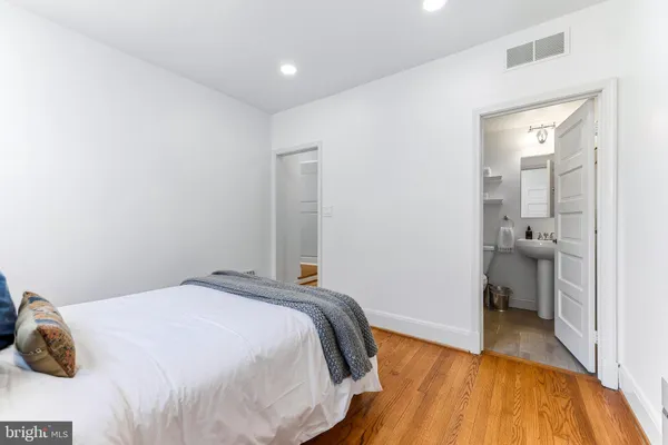 $1,100,000 | 107 Upnor Road, Baltimore, MD 21212