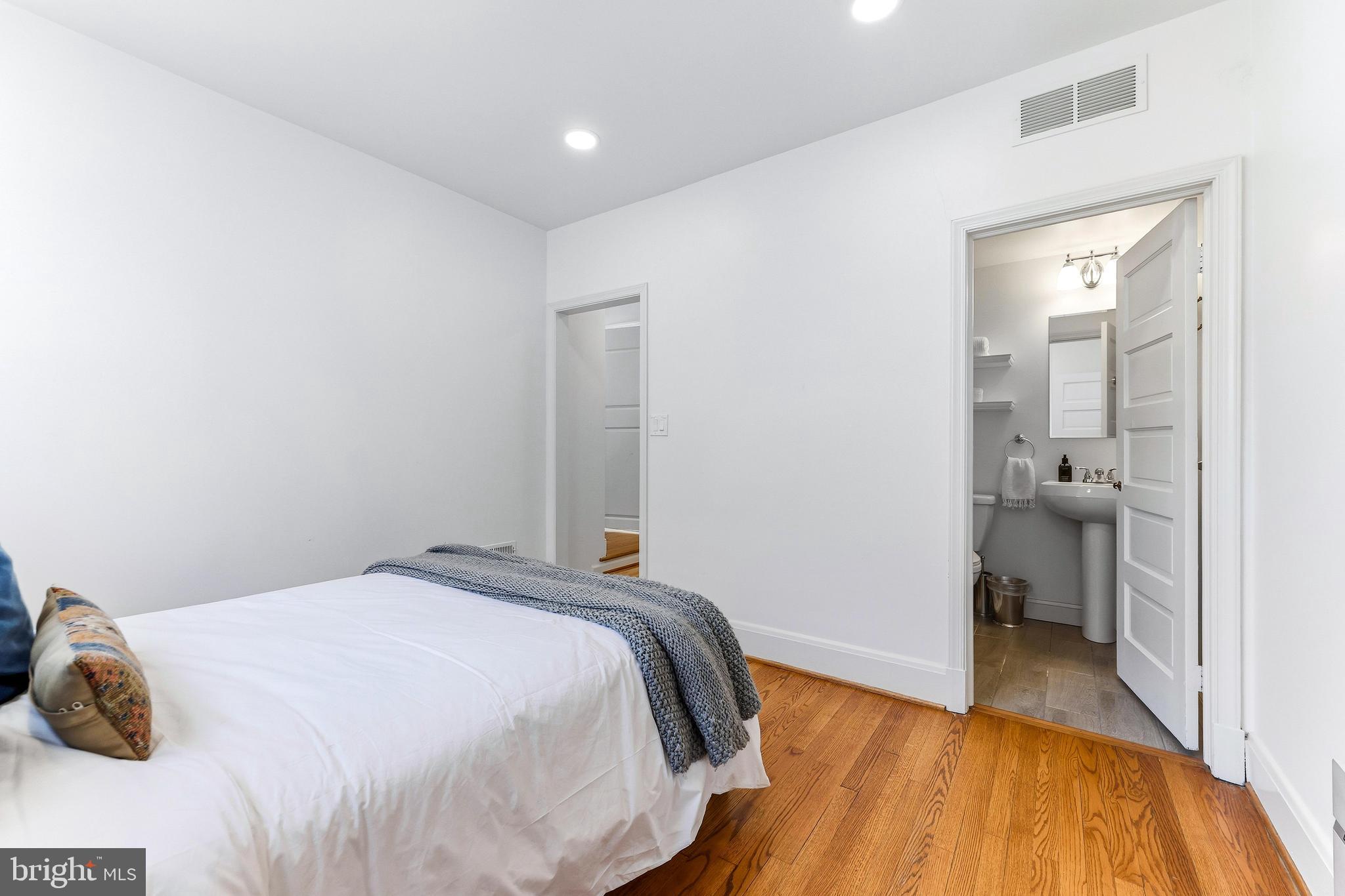 107 Upnor Road Baltimore, MD 21212 - Photo 6 of 87 Gallery Image 6