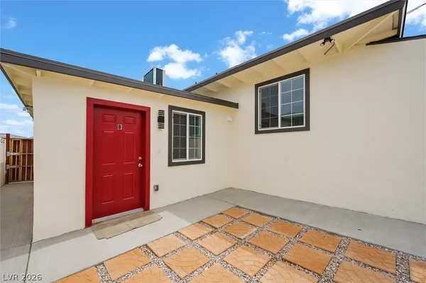 $1,050 | 623 North 10th Street, Unit B, Las Vegas, NV 89101