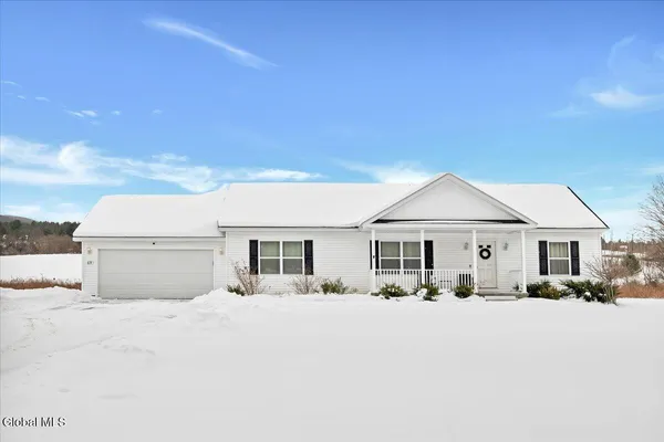 $399,900 | 69 Log Woods Road, Pittstown, NY 12180
