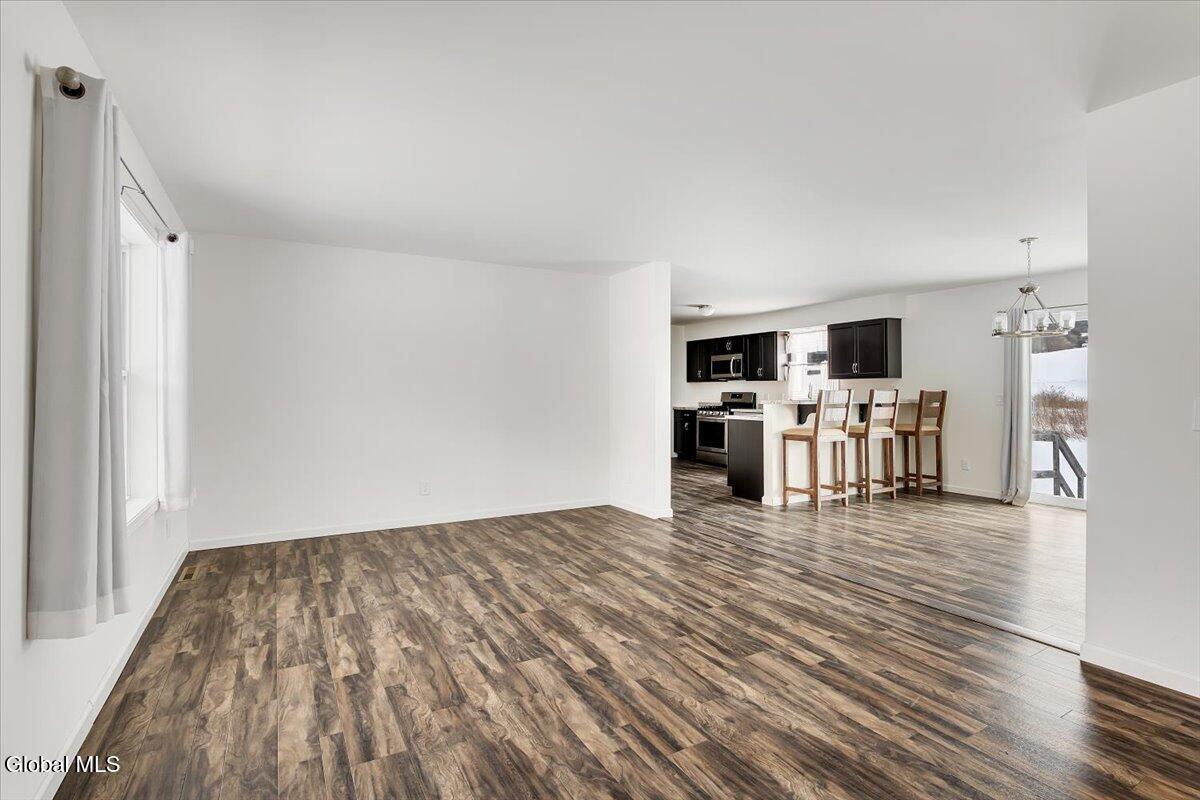 69 Log Woods Road Pittstown, NY 12180 - Photo 5 of 40 02-P1710326