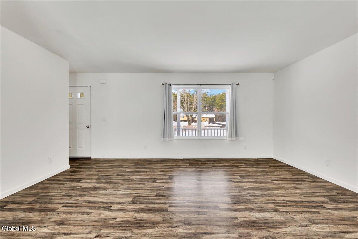 69 Log Woods Road Pittstown, NY 12180 - Photo 7 of 40 03-P1710332