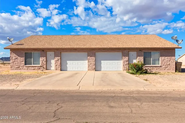 $1,025 | 10758 West Carousel Drive, Unit B, Arizona City, AZ 85123