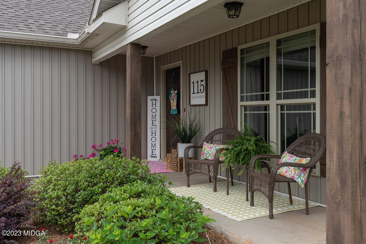 115 Hawks Ridge Byron, GA 31008 - Photo 3 of 32 230521_115_Hawks_Ridge_Trace_Byron_0041-