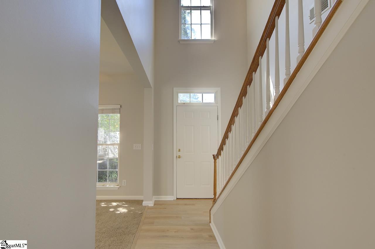 210 Highgate Circle Greer, SC 29650 - Photo 5 of 49 Gallery Image 5