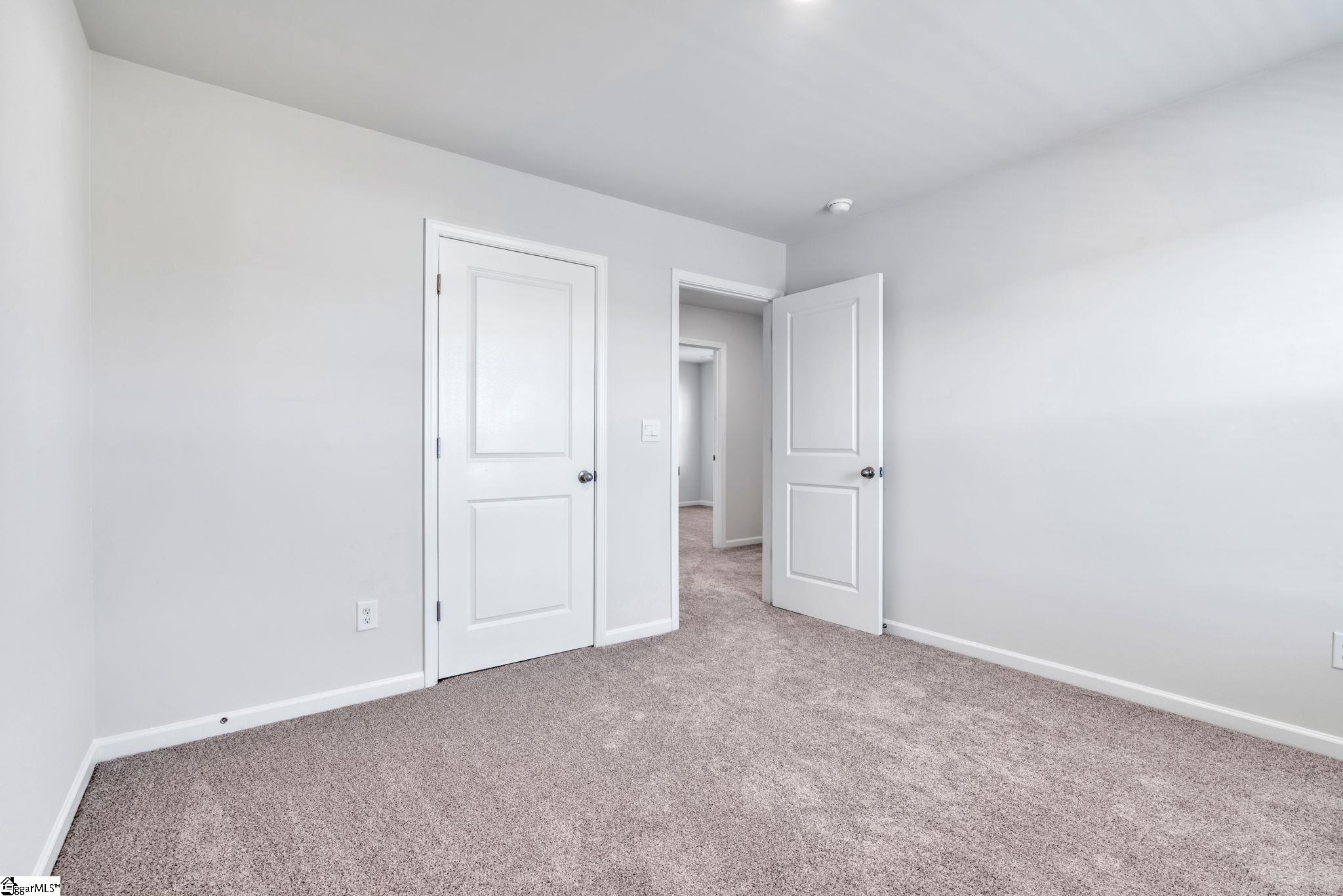 802 Ashwood Way Easley, SC 29640 - Photo 14 of 32