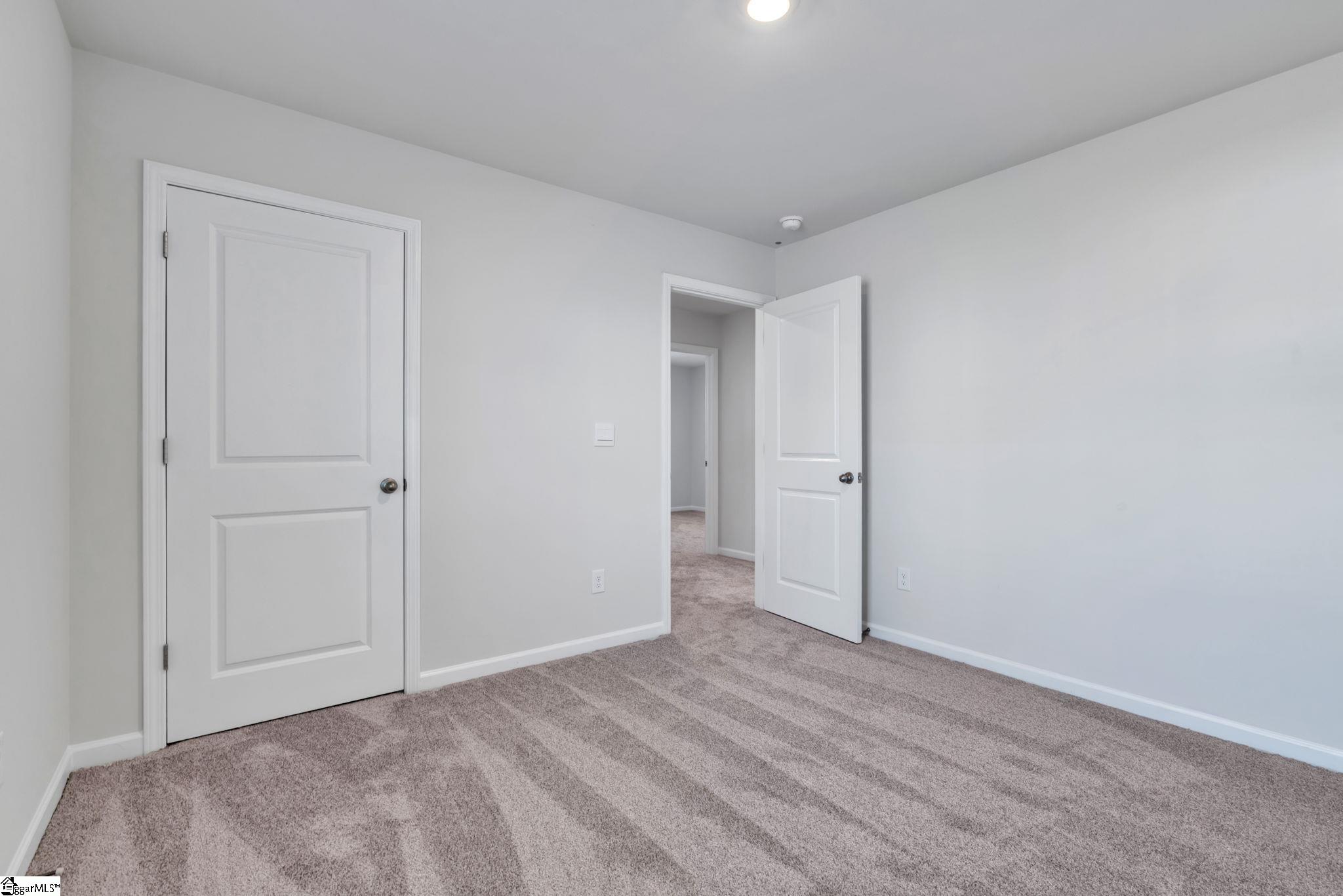 802 Ashwood Way Easley, SC 29640 - Photo 17 of 32