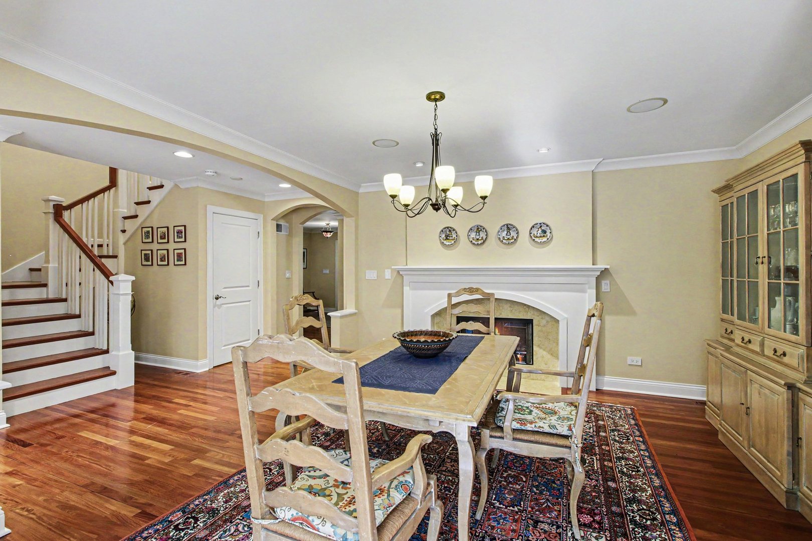 860 Kenton Road Deerfield, IL 60015 - Photo 9 of 54