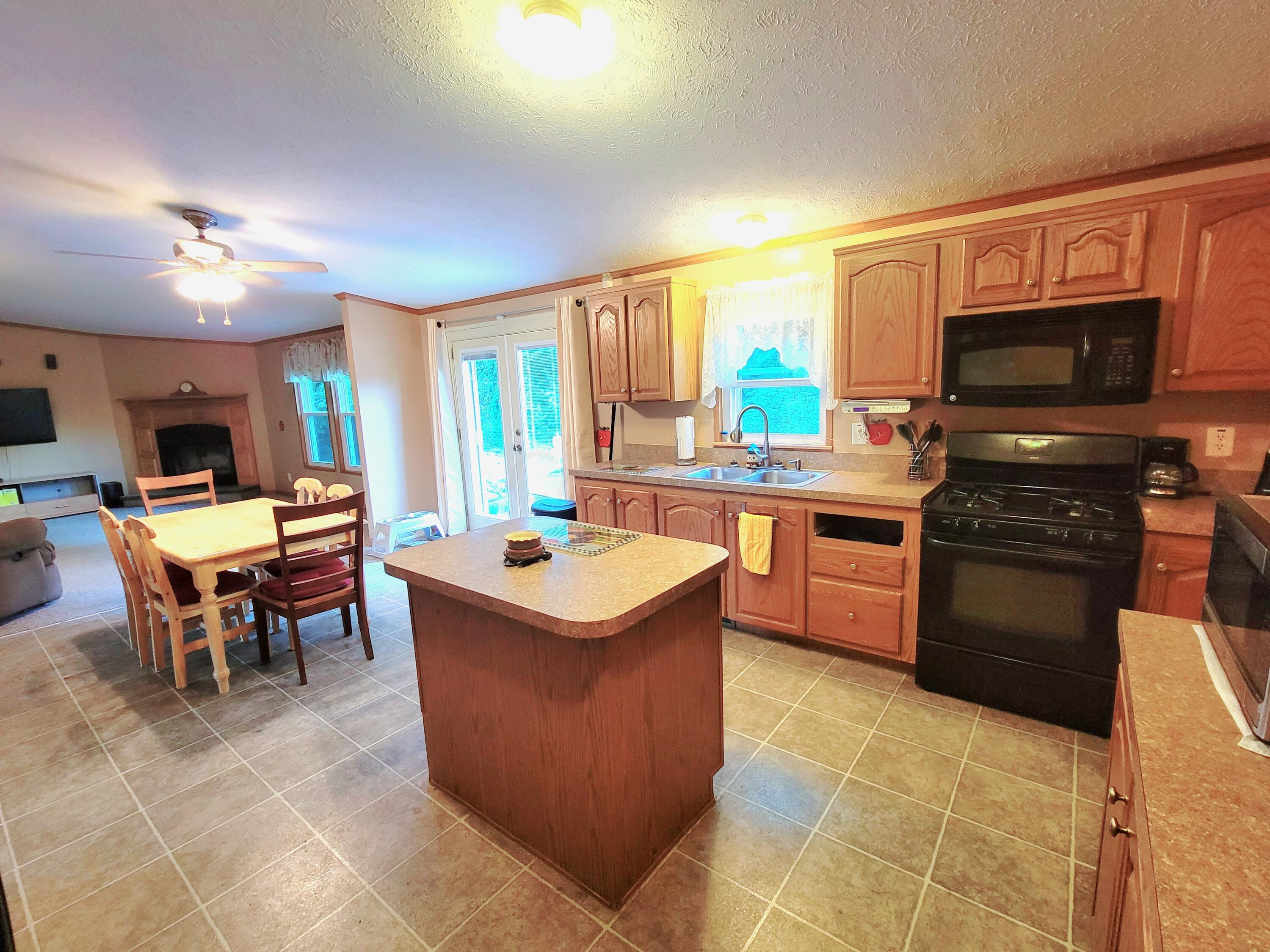 11325 Sanders Road Glouster, OH 45732 - Photo 32 of 37 20220823_190001