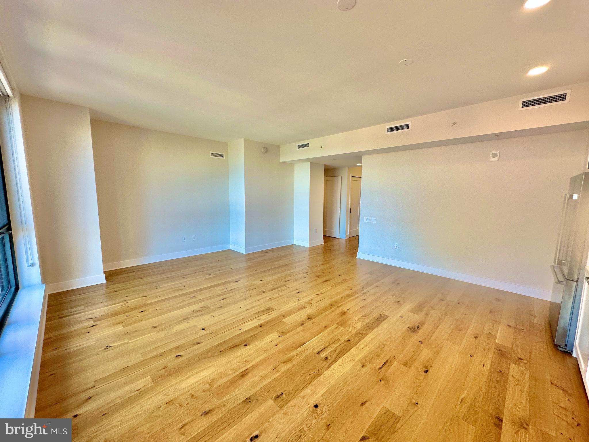 1211 Van Street Southeast, Unit 1201 Washington, DC 20003 - Photo 7 of 58