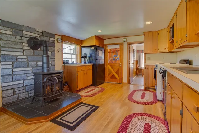 $650,000 | 205 Sullivan Road, Mount Vision, NY 13810