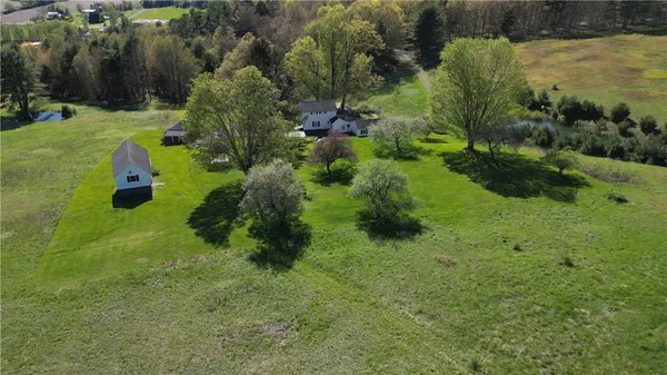 $600,000 | 205 Sullivan Road, Mount Vision, NY 13810